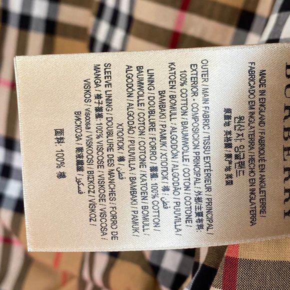 Women's Burberry Camden Car Coat - Picture 10 of 11